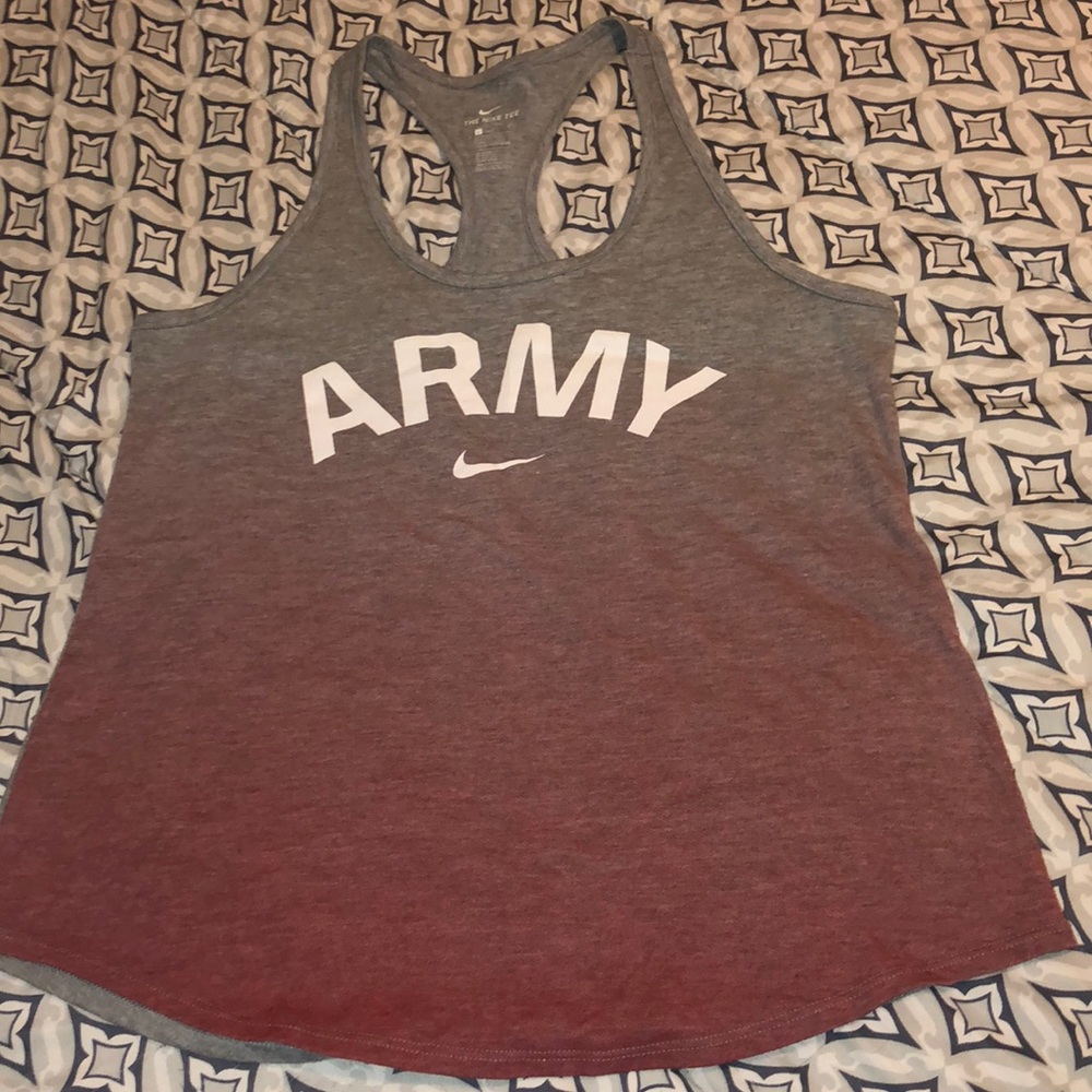 Nike Army Workout Tank  🏋️‍♀️